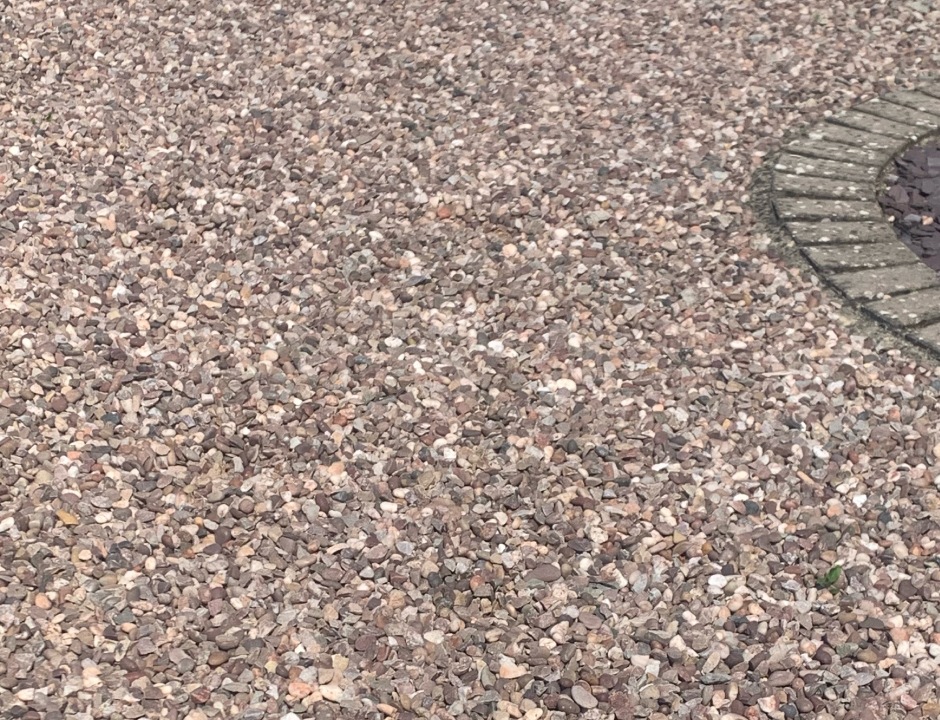 Gravvel-new gravel-driveway-installers-gloucestershire